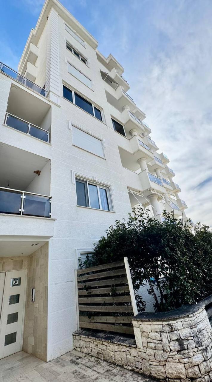 Apartman White Sea View *